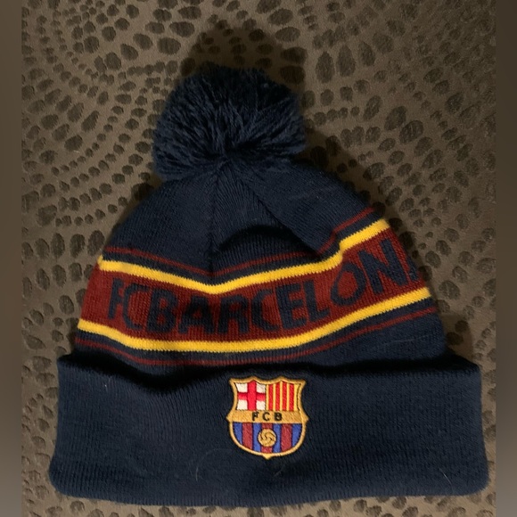 FC Barcelona Mens Stocking Cap, Like New - Picture 1 of 5